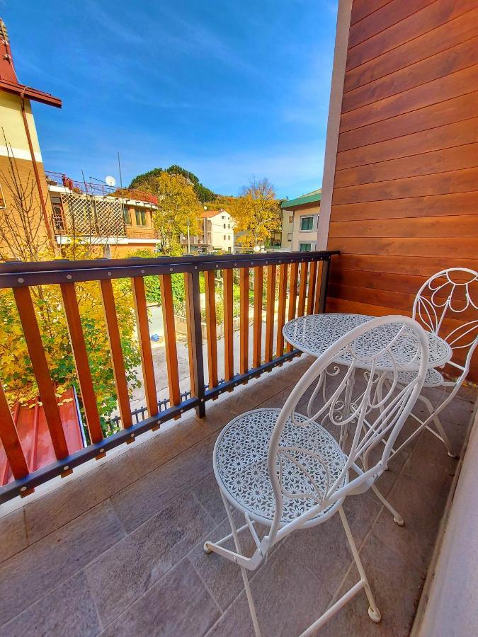 Ferienwohnung La Ginestra C&B House Castel Di Sangro Exterior foto